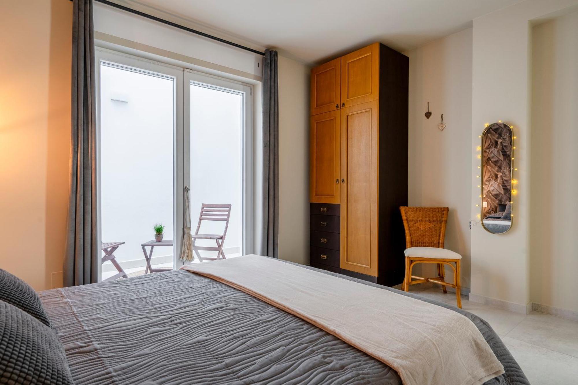 Villa Musa - Your Exclusive Stay In Bari Exteriör bild